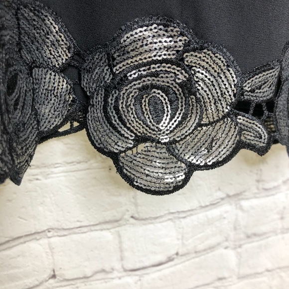 Marciano Sequin Rose Detail Shift Dress Size XS Black Long Sleeve - Picture 9 of 9